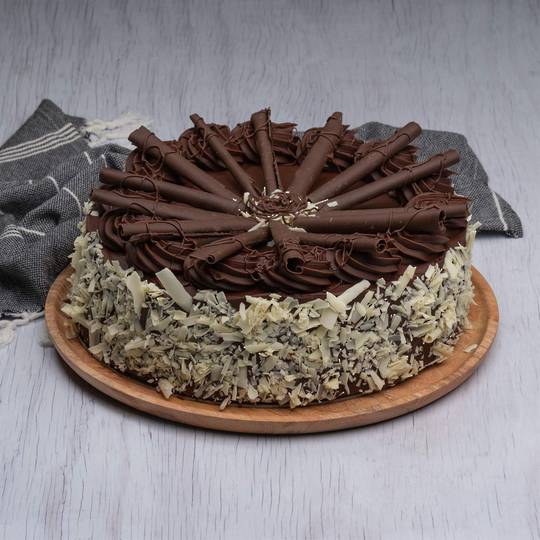 10" chocolate mud cake